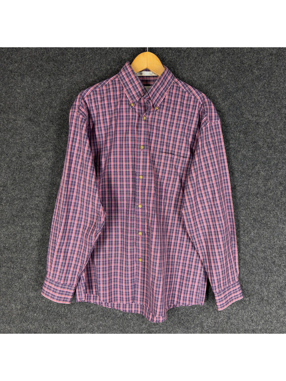 Enro Shirt Men M Medium Purple Plaid Button Up Collared Long Sleeve Pockets